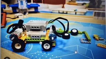 Zajęcia edukacyjne z Robotyki -część 1!