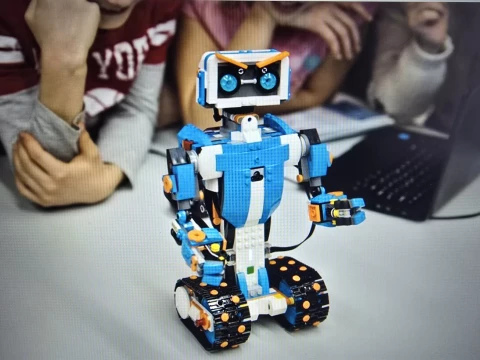Zajęcia edukacyjne z Robotyki -część 2!