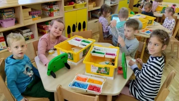 Robotyka - cykl zajęć w budowaniu i konstruowaniu z klocków lego!