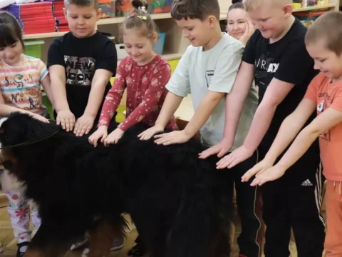 Dogoterapia w ogrodzie w Lajkoniku!