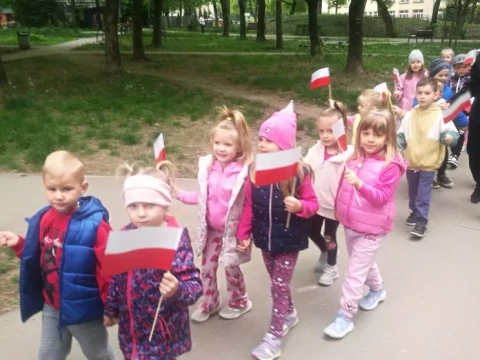 Marsz z Flagami z okazji Święta Flagi!