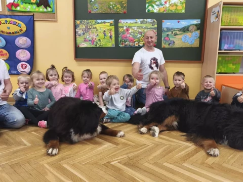 Dogoterapia - warsztaty z udziałem psów w Lajkoniku!