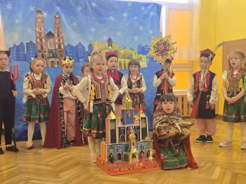 Jasełka w stylu krakowskim - magia tradycji!