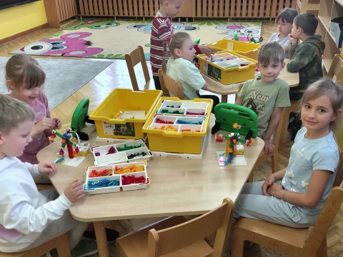 Diabelski młyn z klocków Lego - zajęcia z robotyki.