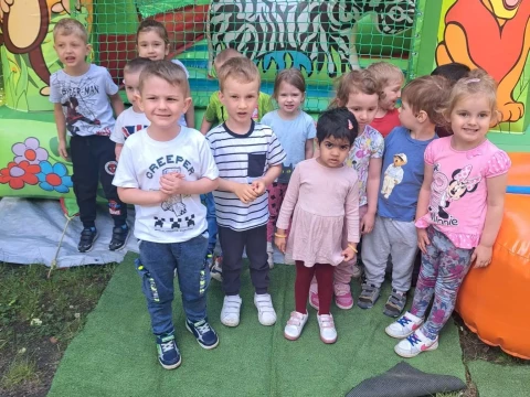 Zabawy na Dmuchańcach w Lajkoniku!